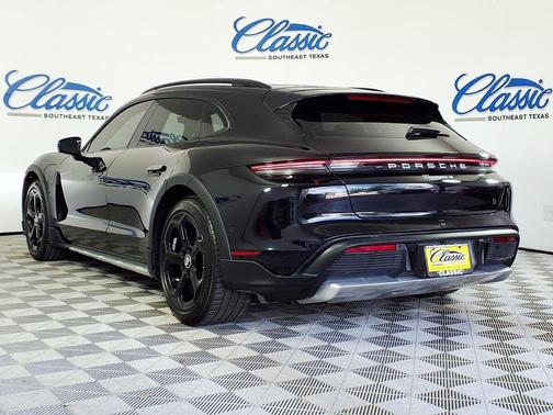 2023 Porsche Taycan 4