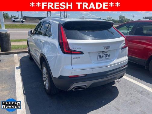 2022 Cadillac XT4 Premium Luxury