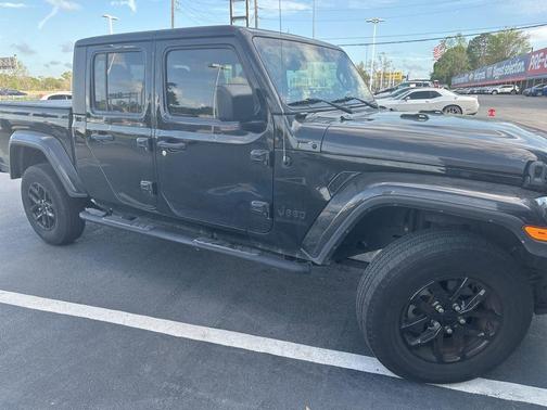 2022 Jeep Gladiator Altitude 4x4