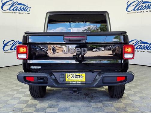 2022 Jeep Gladiator Altitude 4x4