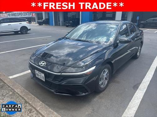 2024 Hyundai ELANTRA SE