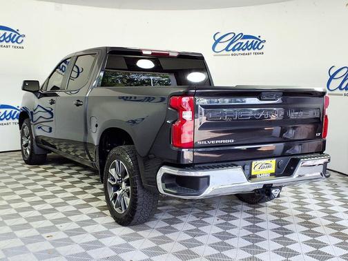 Dark Ash Metallic 2023 Chevrolet Silverado 1500 LT