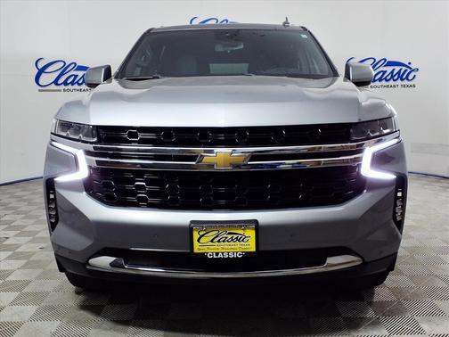 2023 Chevrolet Suburban LS