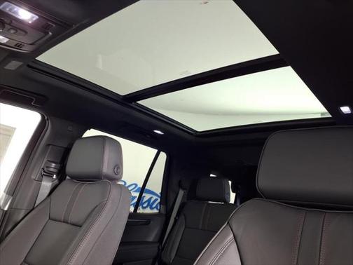 2025 Chevrolet Tahoe 4WD RST