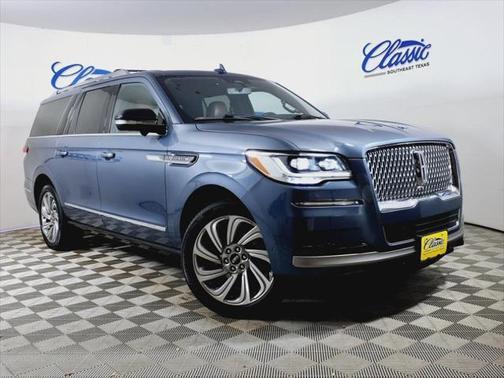 2022 Lincoln Navigator Reserve