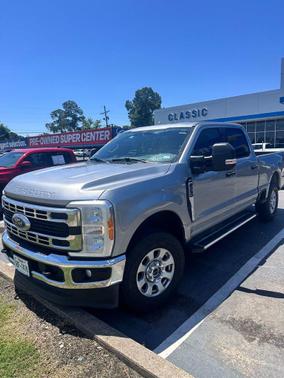 Iconic Silver Metallic 2023 Ford F-250 XLT