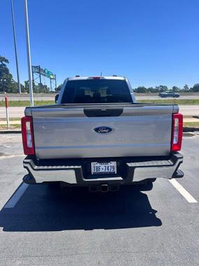 Iconic Silver Metallic 2023 Ford F-250 XLT