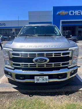 Iconic Silver Metallic 2023 Ford F-250 XLT