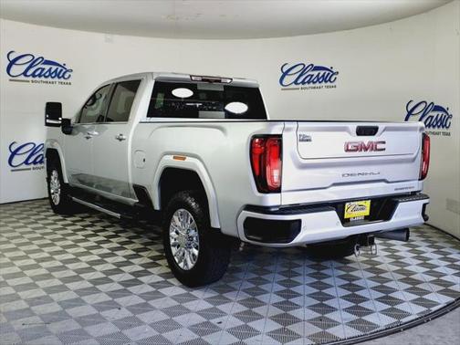 2023 GMC Sierra 2500 Denali