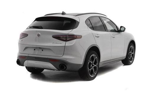 Moonlight Gray Metallic 2024 Alfa Romeo Stelvio Ti