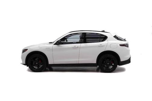 2026 Alfa Romeo Stelvio 