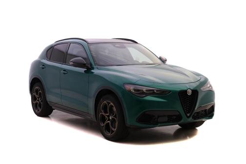 Verde 2025 Alfa Romeo Stelvio Veloce