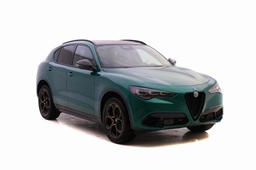 2025 Alfa Romeo Stelvio Veloce
