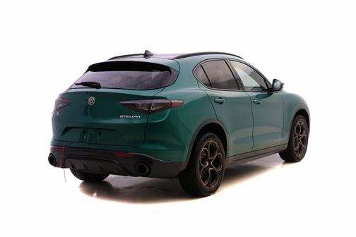 2025 Alfa Romeo Stelvio Veloce