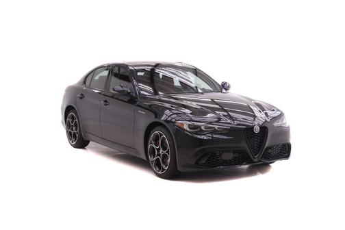 Vulcano Black Metallic 2026 Alfa Romeo Giulia