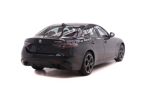 Vulcano Black Metallic 2026 Alfa Romeo Giulia