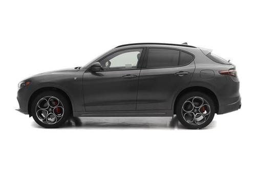 2024 Alfa Romeo Stelvio Ti
