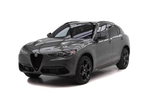 2026 Alfa Romeo Stelvio Base