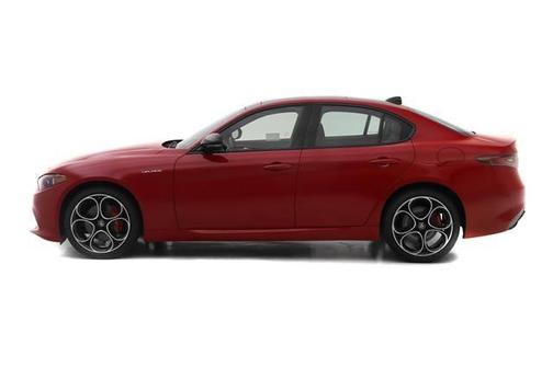 2024 Alfa Romeo Giulia Veloce