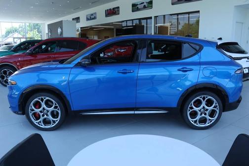 Misano Blue Metallic 2024 Alfa Romeo Tonale Ti