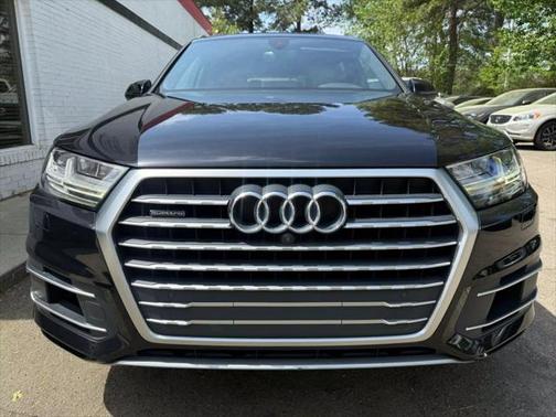 2019 Audi Q7 55 Premium Plus