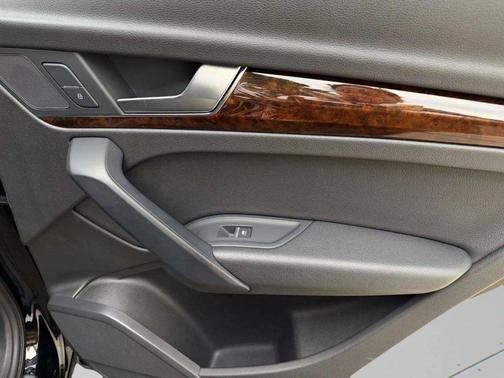 2018 Audi Q5 2.0T Tech Premium