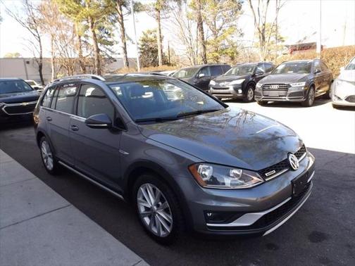 2017 Volkswagen Golf Alltrack TSI SE