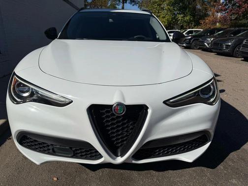 2020 Alfa Romeo Stelvio Ti Sport