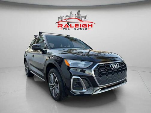 2022 Audi Q5 45 S line Premium Plus