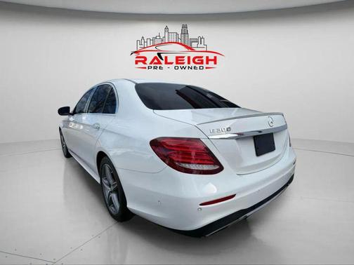 2017 Mercedes-Benz E-Class E 300 4MATIC Sedan 4D