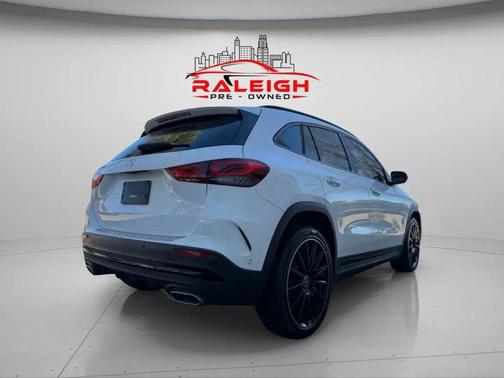 2021 Mercedes-Benz GLA 250 Base 4MATIC