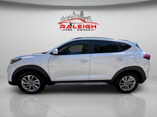 2017 Hyundai TUCSON SE Plus