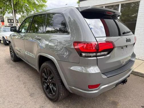 2020 Jeep Grand Cherokee Altitude