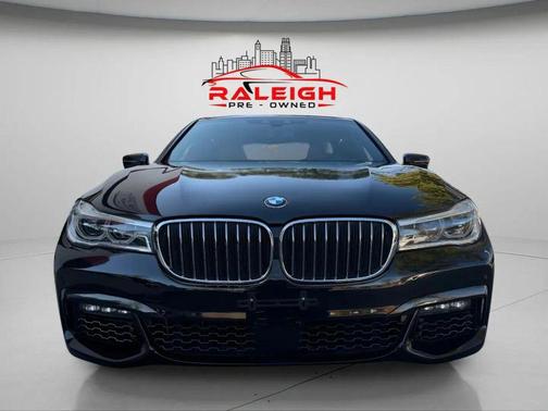 2018 BMW 750 i xDrive