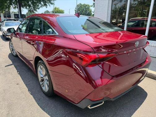 2019 Toyota Avalon XLE