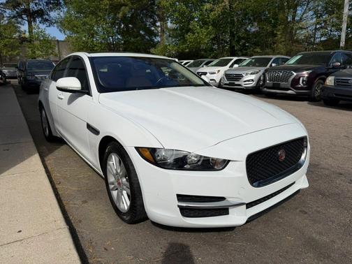 Fuji White 2019 Jaguar XE 25t Premium