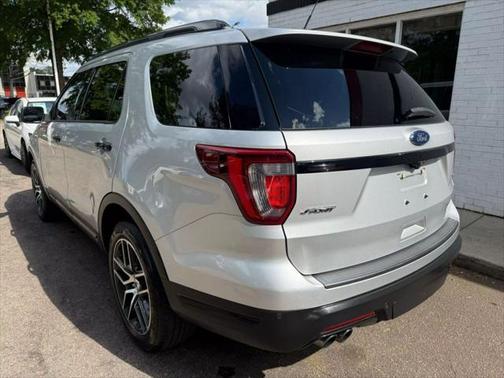 2019 Ford Explorer Sport