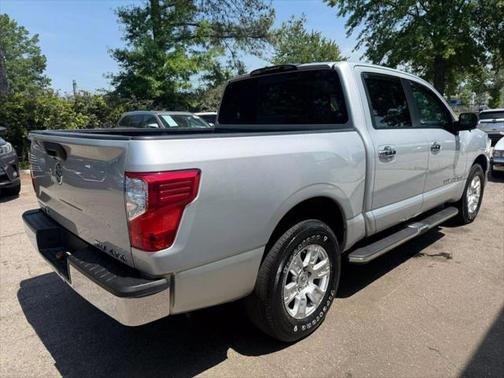 2019 Nissan Titan SV