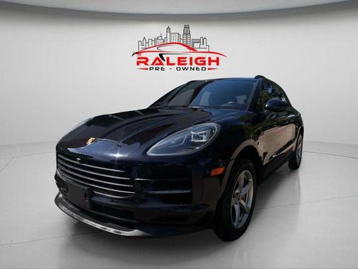 2021 Porsche Macan Sport Utility 4D