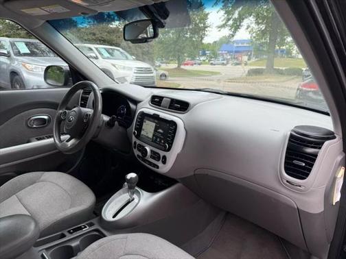 2017 Kia Soul EV Base