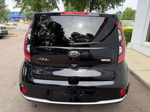 2017 Kia Soul EV Base