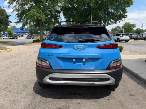 Blue Wave 2022 Hyundai KONA SEL