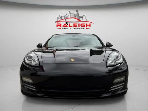 2011 Porsche Panamera 4