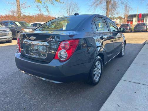 2016 Chevrolet Sonic LT