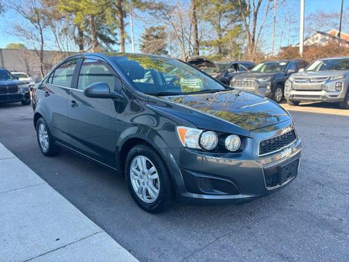 2016 Chevrolet Sonic LT