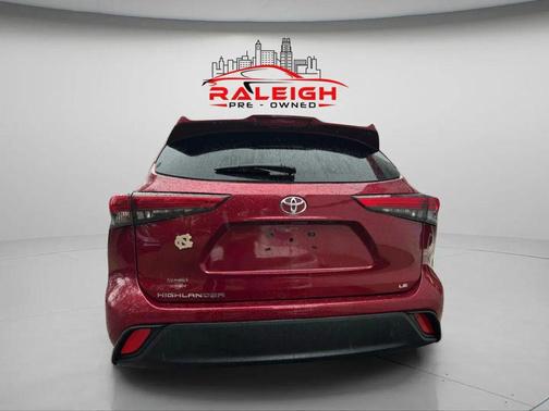 2020 Toyota Highlander LE