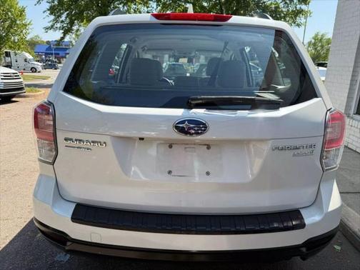 2017 Subaru Forester 2.5i