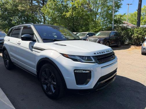 Yulong White Metallic 2018 Land Rover Range Rover Evoque Landmark Edition