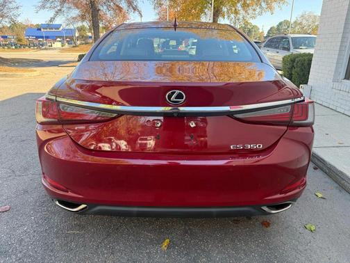 2019 Lexus ES 350 Base