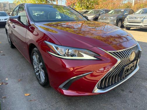 2019 Lexus ES 350 Base